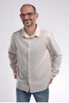 Chemise homme boutons aimantés ouverture zippée sur les côtés pour faciliter le passage des bras