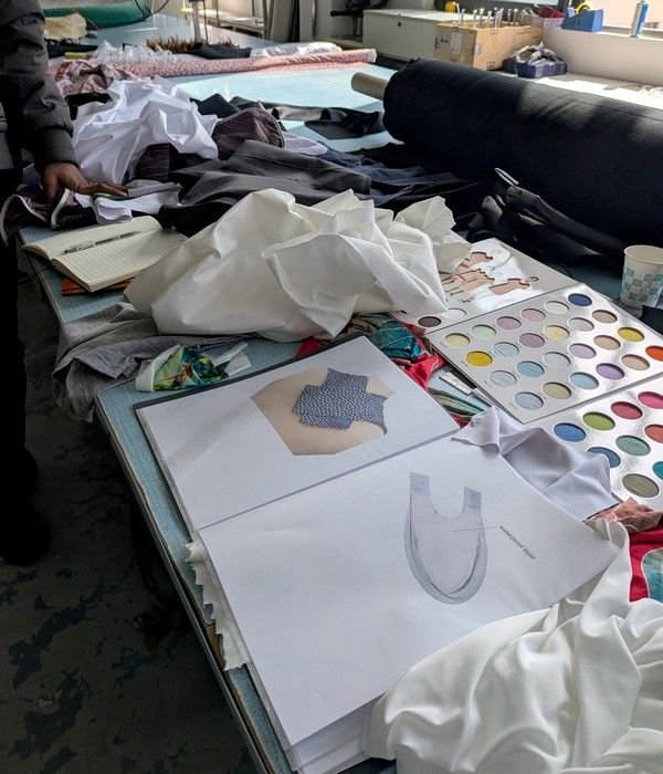 origine de la gamme de vêtements faciles à enfiler